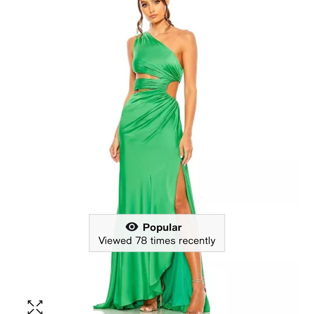 Elegant Green One-Shoulder Gown